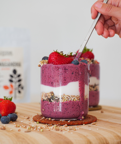 layered berry & ashwagandha parfait