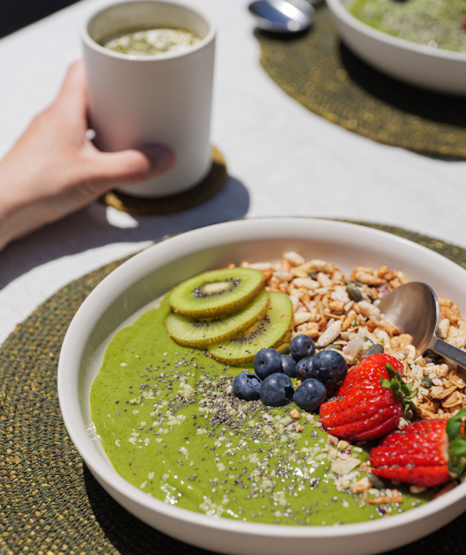 matcha smoothie bowl